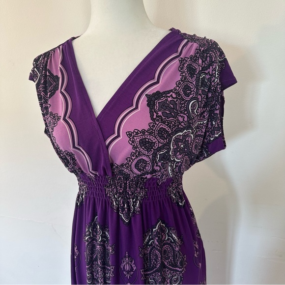 She’s Cool Purple Paisley MIDI Scrunch V-Neck Short Sleeve Dress Women’s Size S - Picture 3 of 6
